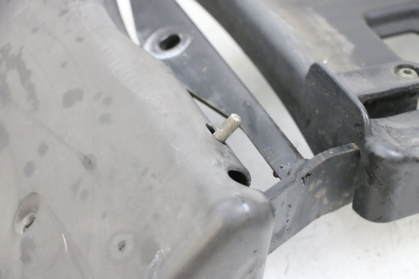 photo de Bagażnik tylni PIAGGIO MP3 RL 250 (2006 - 2010) - Zoom stanu zużycia