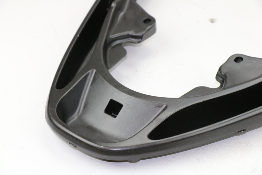 photo de Bagażnik tylni HONDA PCX (JF28) 125 (2009 - 2011) - Inny kąt widzenia