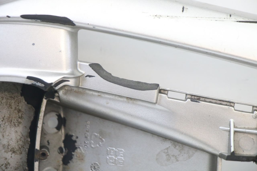 photo de Bagażnik tylni PIAGGIO VESPA GRANTURISMO 125 (2003 - 2007) - Zoom stanu zużycia