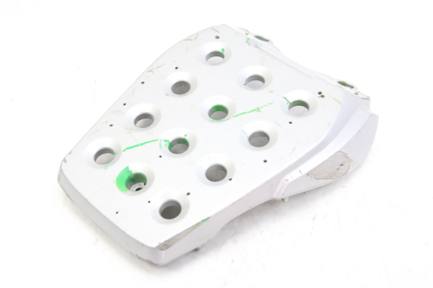 photo de Bagażnik tylni HYOSUNG RT KARION 125 (2003 - 2007) - Inny kąt widzenia