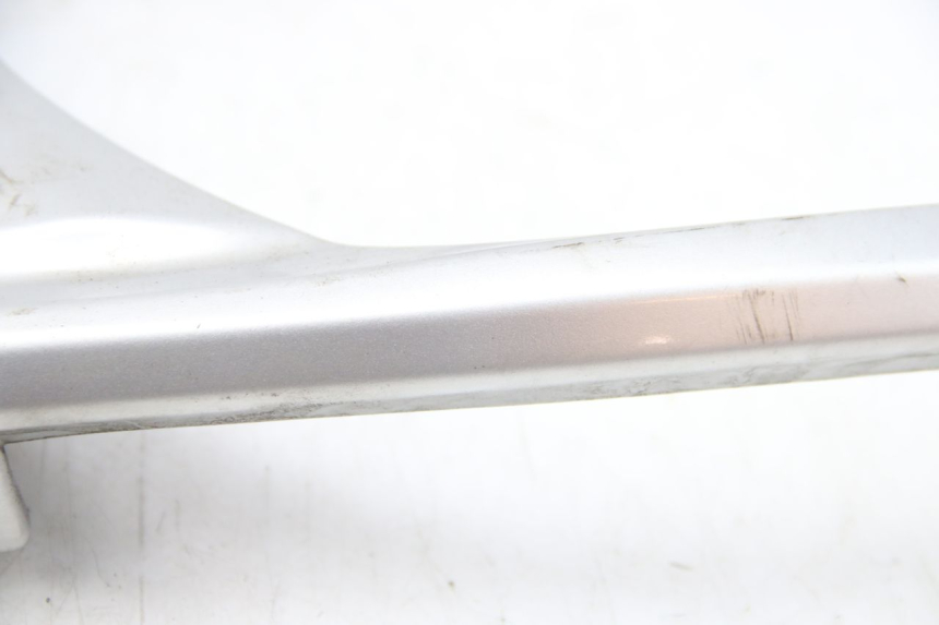 photo de Bagażnik tylni SUZUKI SIXTEEN 125 (2008 - 2010) - Zbliżenie komponentów