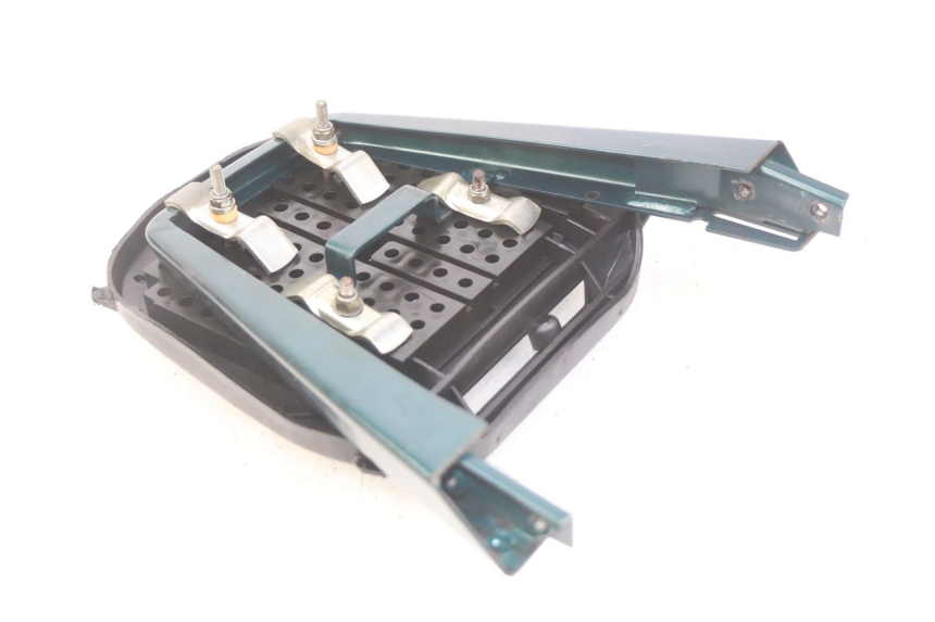 photo de Bagażnik tylni PEUGEOT SV 125 (1991 - 1994) - Zoom stanu zużycia