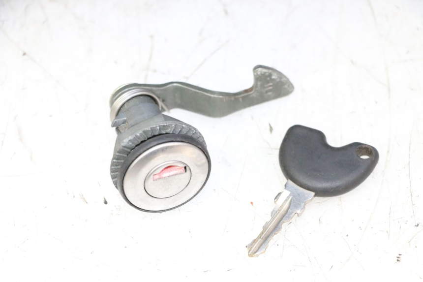 photo de Bagażnik tylni PIAGGIO X9 EVOLUTION 125 (2003 - 2007) - Zdjęcie dodatkowe