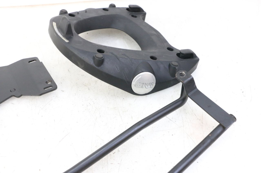 photo de Bagażnik tylni KYMCO XCITING 500 (2007 - 2010) - Punkty mocowania