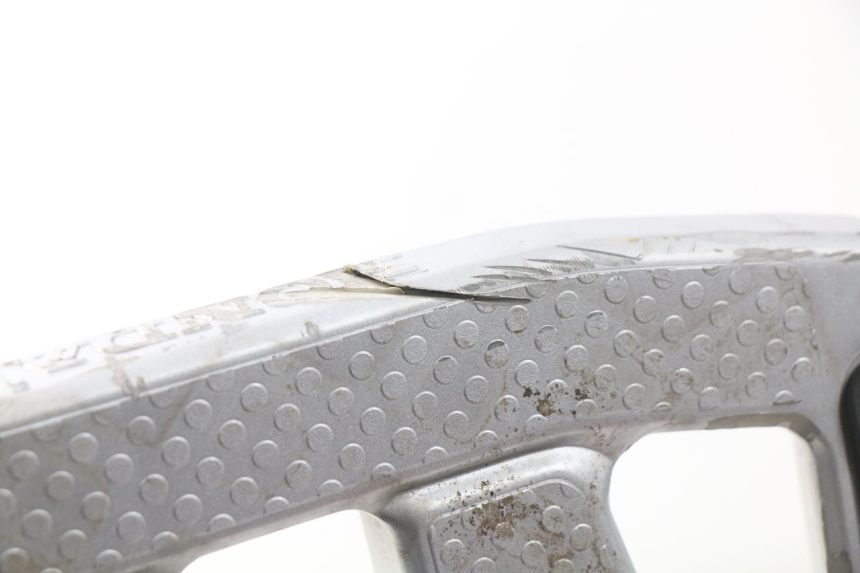 photo de Bagażnik tylni HONDA XLV VARADERO 125 (2000 - 2006) - Szczegół części