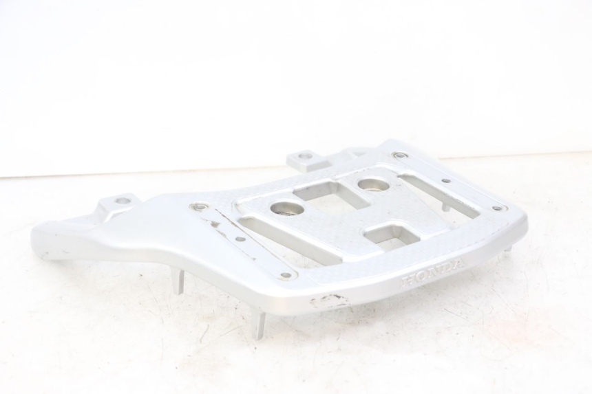 photo de Bagażnik tylni HONDA XLV VARADERO 125 (2000 - 2006) - Zoom stanu zużycia