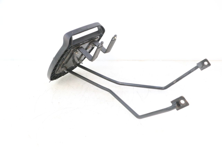 photo de Bagażnik tylni YAMAHA YP MAJESTY 125 (1998 - 2001) - Oznaczenia i referencje