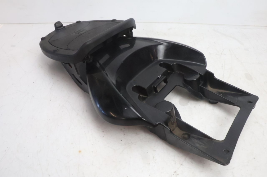photo de Bagażnik tylni YAMAHA YP MAJESTY 125 (2007 - 2010) - Zoom stanu zużycia
