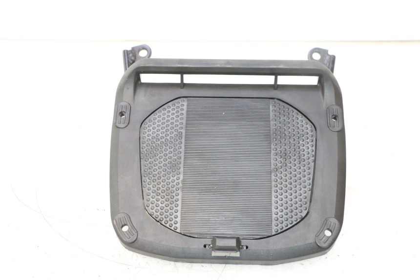 photo de BAGAŻNIK YAMAHA YP MAJESTY 125 (2002 - 2006) - Szczegół części