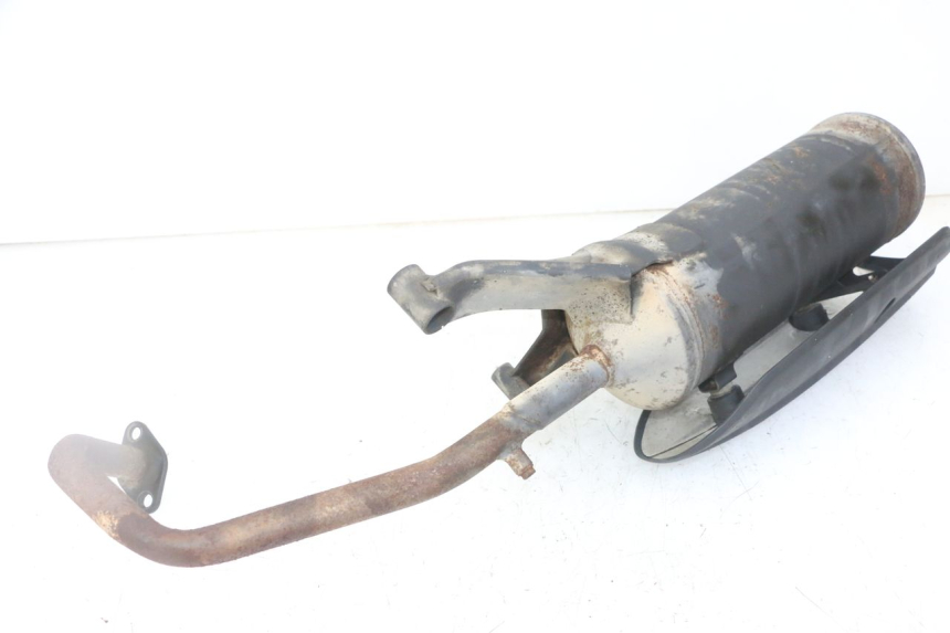 photo de TŁUMIK WYDECHU KYMCO AGILITY 4T 50 (2005 - 2018) - Zbliżenie techniczne