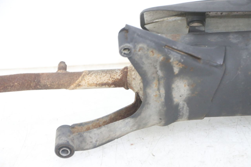 photo de TŁUMIK WYDECHU KYMCO AGILITY 4T 50 (2005 - 2018) - Oznaczenia i referencje