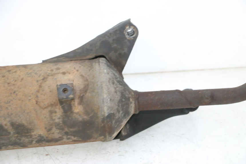 photo de TŁUMIK WYDECHU KYMCO AGILITY 4T 50 (2005 - 2018) - Widok z bliska