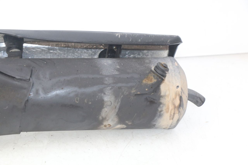 photo de TŁUMIK WYDECHU KYMCO AGILITY DELIVERY 4T 50 (2018 - 2023) - Zbliżenie techniczne