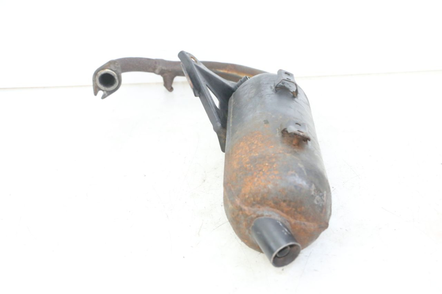 photo de TŁUMIK WYDECHU MBK BOOSTER SPIRIT NAKED 50 (2004 - 2017) - Zbliżenie komponentów