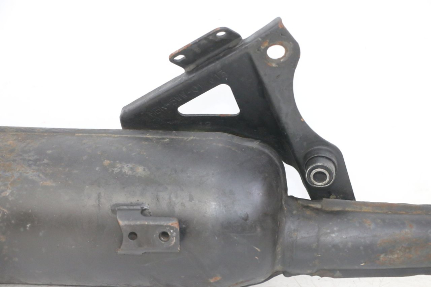 photo de TŁUMIK WYDECHU MBK BOOSTER SPIRIT NAKED 50 (2004 - 2017) - Struktura - zbliżenie