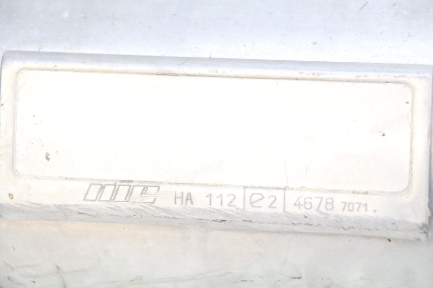 photo de PRAWY TŁUMIK WYDECHU HONDA CBR F SC25 1000 (1989 - 1992) - Zoom jakości