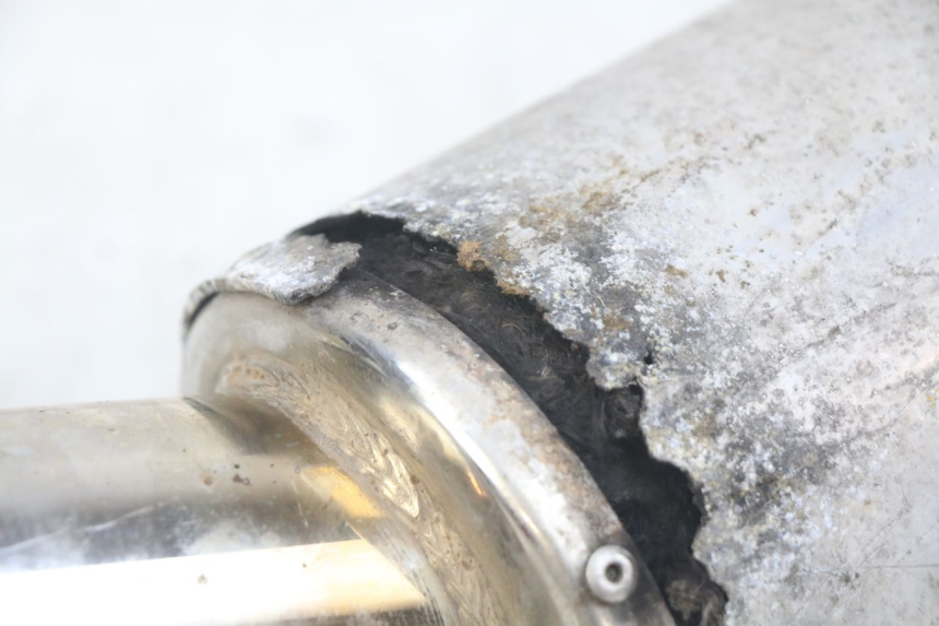 photo de PRAWY TŁUMIK WYDECHU HONDA CBR F SC25 1000 (1989 - 1992) - Widok ogólny