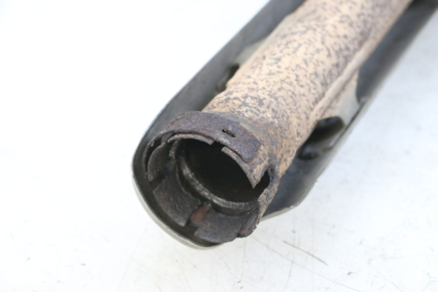 photo de PRAWY TŁUMIK WYDECHU SUZUKI DL V STROM 1000 (2002 - 2007) - Zbliżenie techniczne