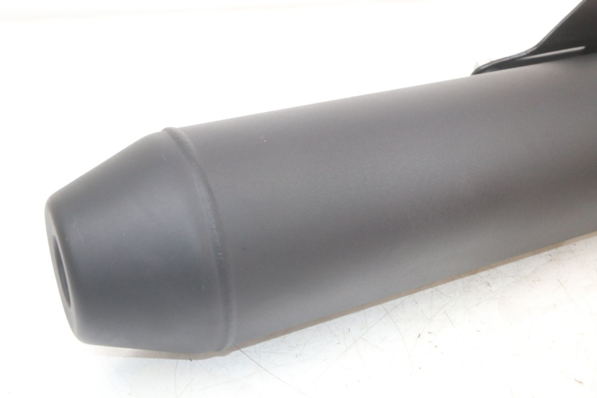 photo de PRAWY TŁUMIK WYDECHU ROYAL ENFIELD CONTINENTAL GT 650 (2019 - 2024) - Szczegół części