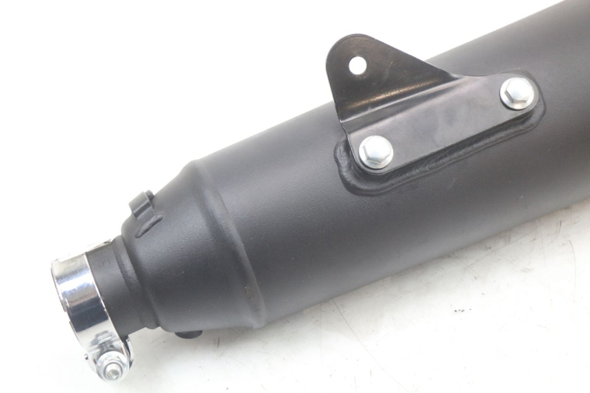 photo de PRAWY TŁUMIK WYDECHU ROYAL ENFIELD CONTINENTAL GT 650 (2019 - 2024) - Szczegóły charakterystyczne