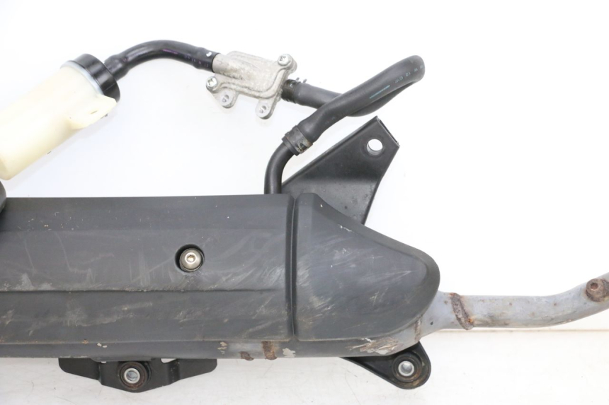 photo de TŁUMIK WYDECHU MBK FLAME X 125 (2007 - 2016) - Alternatywny kąt