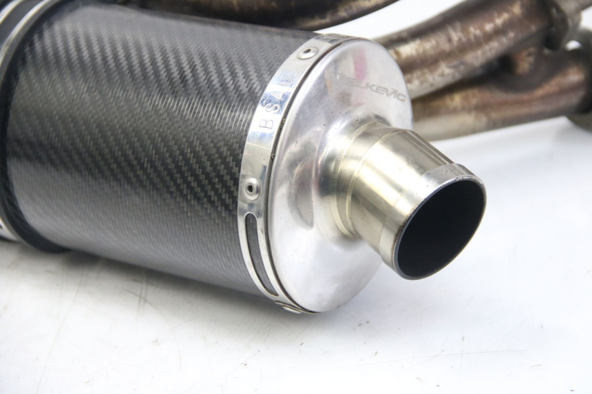 photo de TŁUMIK WYDECHU YAMAHA FZS FAZER 600 (2001 - 2003) - Zbliżenie techniczne