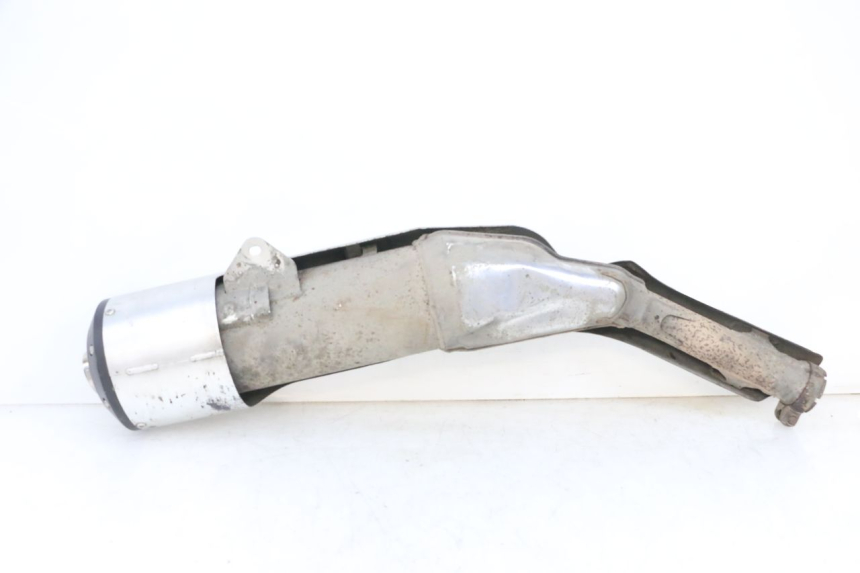 photo de LEWY TŁUMIK WYDECHU SUZUKI DL V STROM 1000 (2002 - 2007) - Inny kąt widzenia