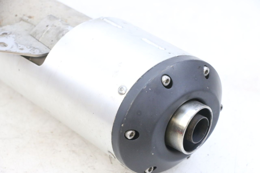 photo de LEWY TŁUMIK WYDECHU SUZUKI DL V STROM 1000 (2002 - 2007) - Oznaczenia i referencje