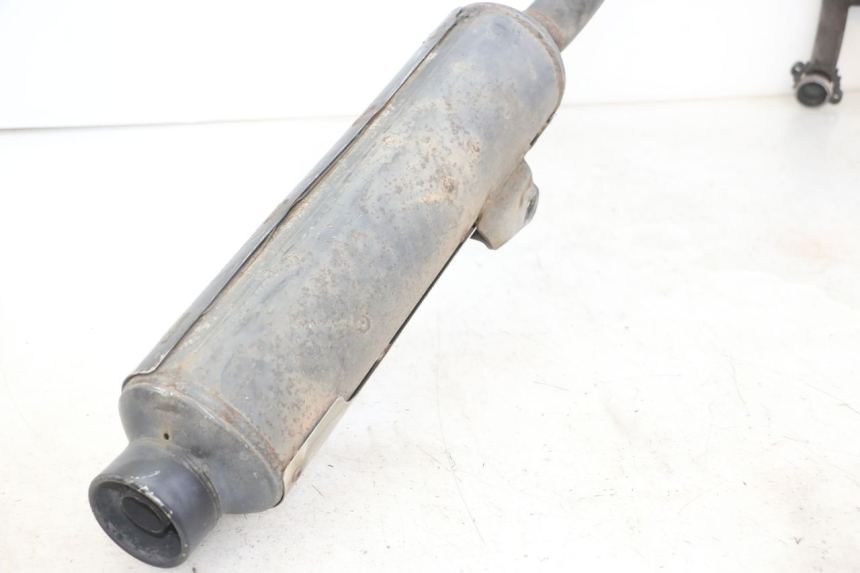 photo de TŁUMIK WYDECHU SUZUKI GS GSE 500 (2001 - 2003) - Widok z bliska