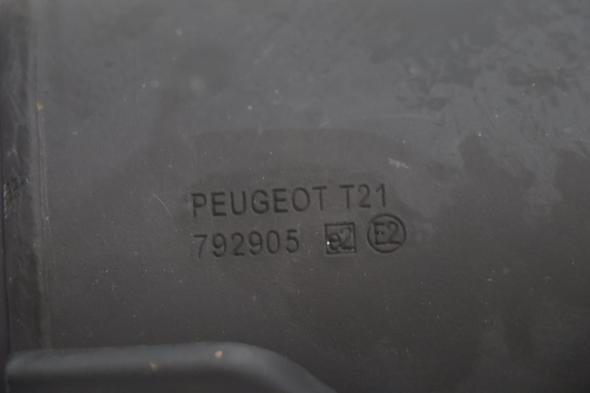 photo de TŁUMIK WYDECHU PEUGEOT KISBEE 2T 50 (2018 - 2022) - Inny kąt widzenia