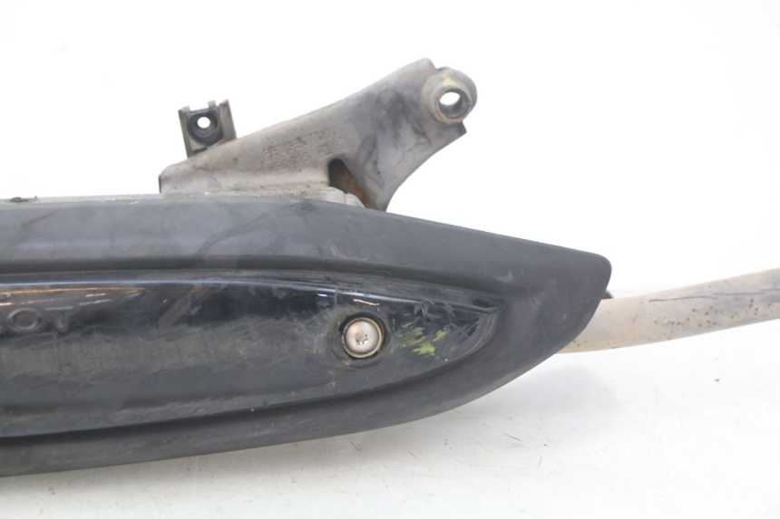 photo de TŁUMIK WYDECHU PEUGEOT KISBEE 4T 50 (2018 - 2022) - Widok z bliska