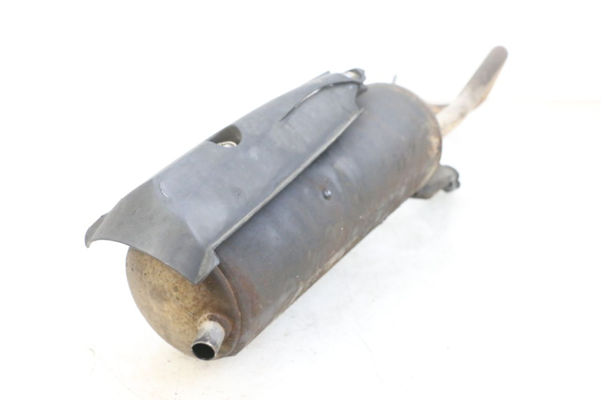 photo de TŁUMIK WYDECHU PEUGEOT KISBEE 4T 50 (2010 - 2017) - Zoom stanu zużycia