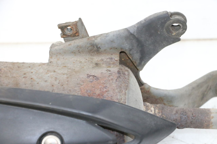 photo de TŁUMIK WYDECHU PEUGEOT KISBEE 4T 50 (2010 - 2017) - Alternatywny kąt