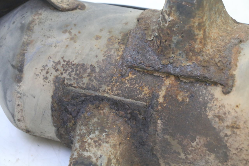 photo de TŁUMIK WYDECHU PIAGGIO MP3 RL 250 (2006 - 2010) - Punkty mocowania