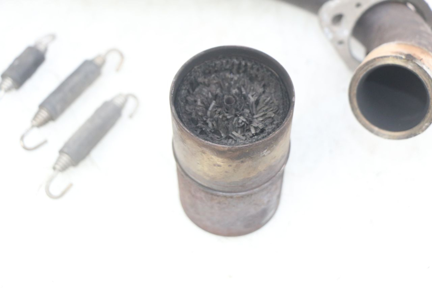 photo de TŁUMIK WYDECHU YAMAHA MT ABS 125 (2014 - 2018) - Zoom stanu zużycia