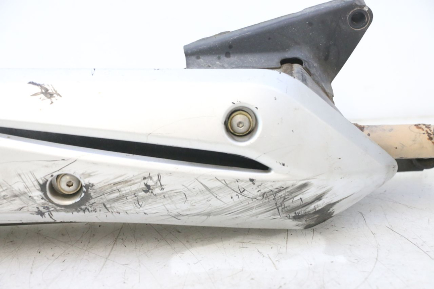 photo de TŁUMIK WYDECHU KYMCO LIKE 4T 50 (2019 - 2025) - Alternatywny kąt