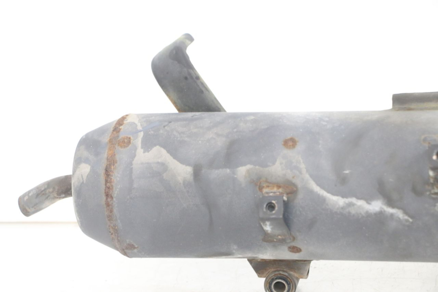 photo de TŁUMIK WYDECHU PEUGEOT BELVILLE 125 (2017 - 2021) - Zbliżenie komponentów