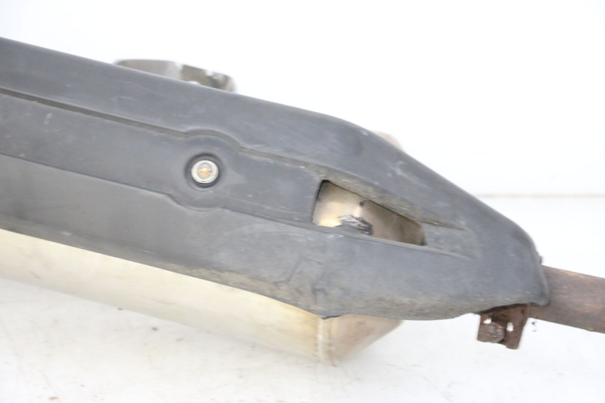 photo de TŁUMIK WYDECHU PEUGEOT SATELIS 125 (2006 - 2009) - Struktura - zbliżenie