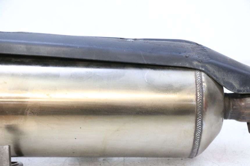 photo de TŁUMIK WYDECHU PEUGEOT SATELIS 125 (2013 - 2018) - Zoom stanu zużycia