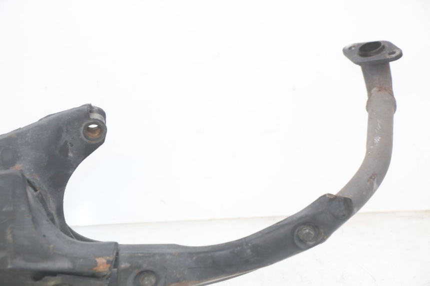 photo de TŁUMIK WYDECHU HONDA SCV LEAD 100 (2003 - 2007) - Widok z bliska