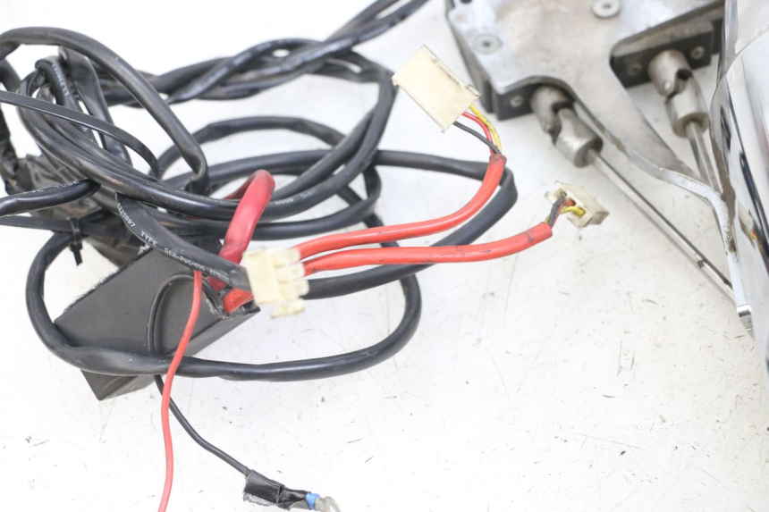 photo de TŁUMIK WYDECHU HARLEY DAVIDSON SPORTSTER XL CUSTOM 1200 (2003 - 2004) - Widok ogólny