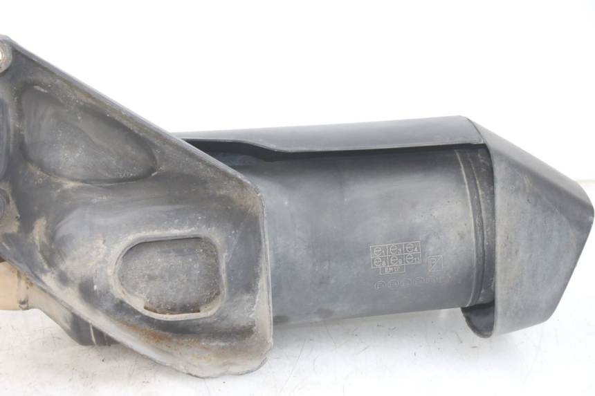 photo de TŁUMIK WYDECHU APRILIA SXR 50 (2021 - 2023) - Szczegóły charakterystyczne