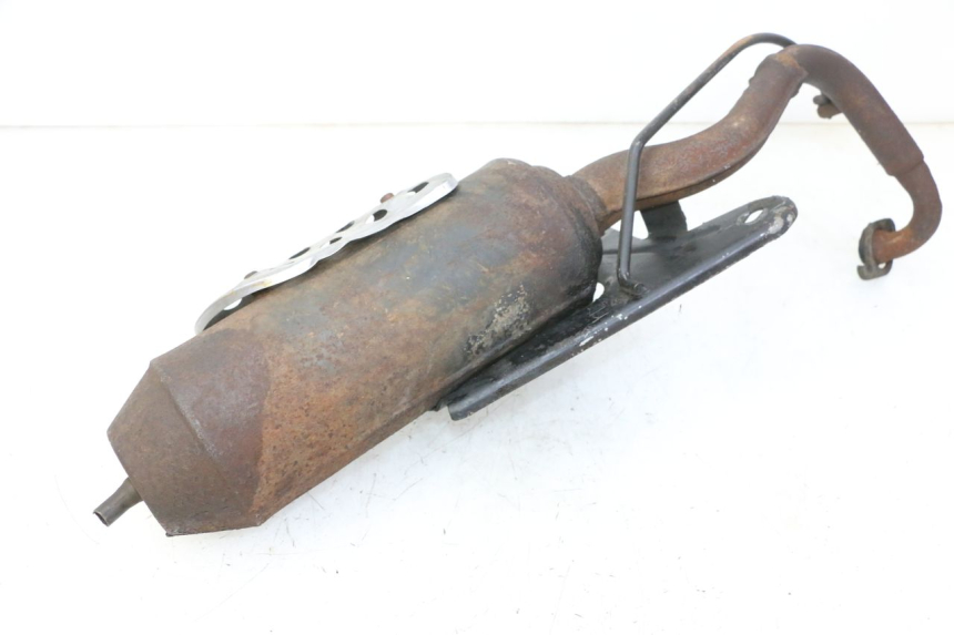 photo de TŁUMIK WYDECHU PEUGEOT VIVACITY NEW 2T 50 (2008 - 2017) - Zbliżenie techniczne