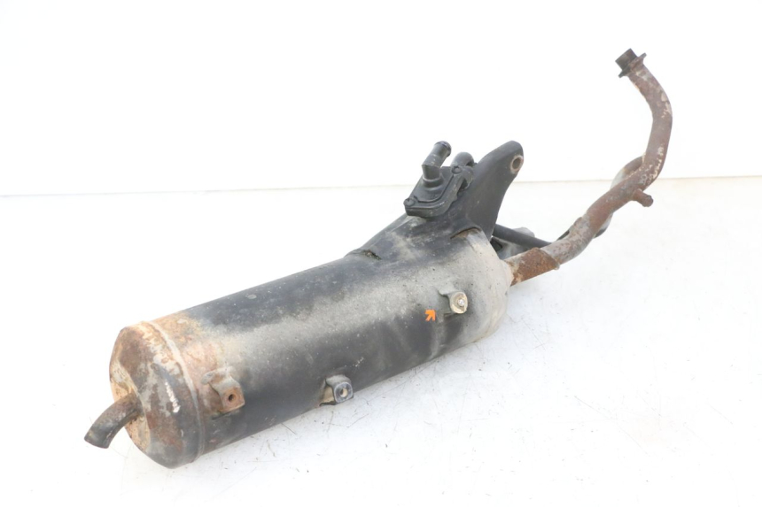 photo de TŁUMIK WYDECHU PEUGEOT VIVACITY NEW 4T 50 (2008 - 2017) - Zbliżenie komponentów