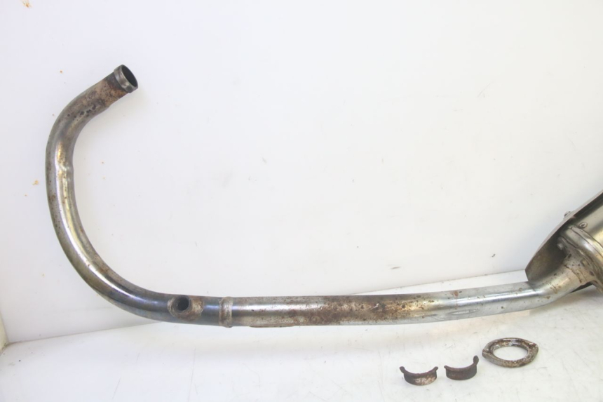 photo de TŁUMIK WYDECHU DAELIM VJ ROADWIN FI 125 (2008 - 2017) - Zbliżenie komponentów