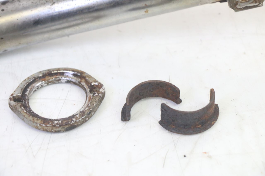 photo de TŁUMIK WYDECHU DAELIM VJ ROADWIN FI 125 (2008 - 2017) - Stan powierzchni