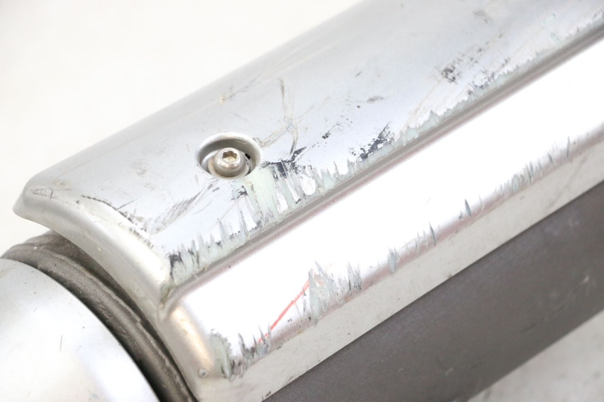 photo de TŁUMIK WYDECHU YAMAHA XMAX X-MAX 125 (2006 - 2009) - Widok z bliska