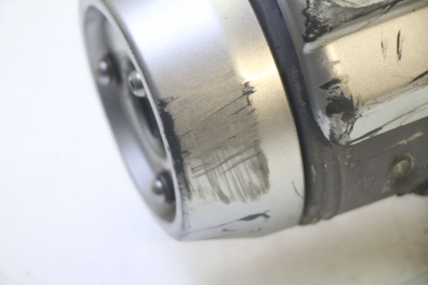 photo de TŁUMIK WYDECHU YAMAHA XMAX X-MAX 125 (2006 - 2009) - Inny kąt widzenia