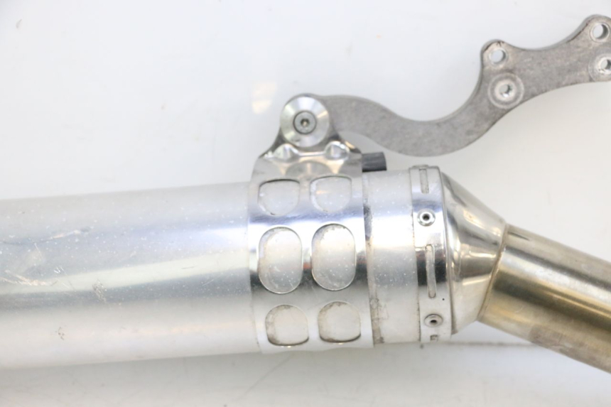 photo de RURA WYDECHOWA KAWASAKI ZX-6R ZX6R 600 (2000 - 2002) - Zbliżenie komponentów