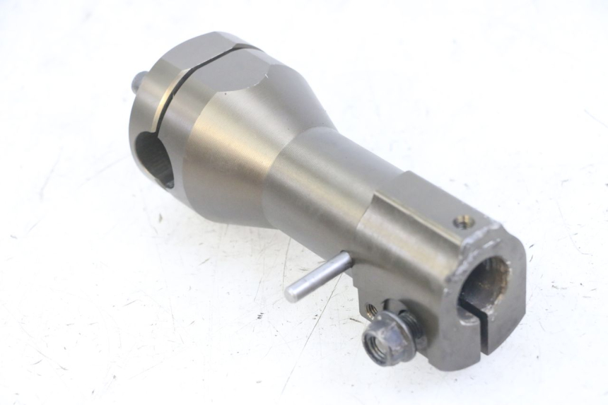 photo de WIDEŁKI KIEROWNICY MBK BOOSTER SPIRIT NAKED 50 (2004 - 2017) - Punkty mocowania